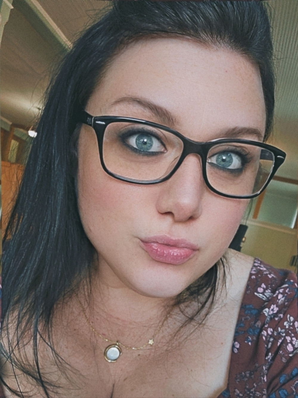 Meet your Posher, Tricia